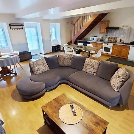 Dom wakacyjny La Rocherie *