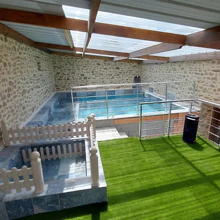 Dom wakacyjny La Rocherie *